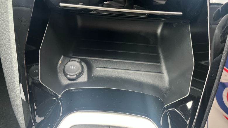 Peugeot 208 1.2 PureTech 100 Allure 5dr Petrol Hatchback